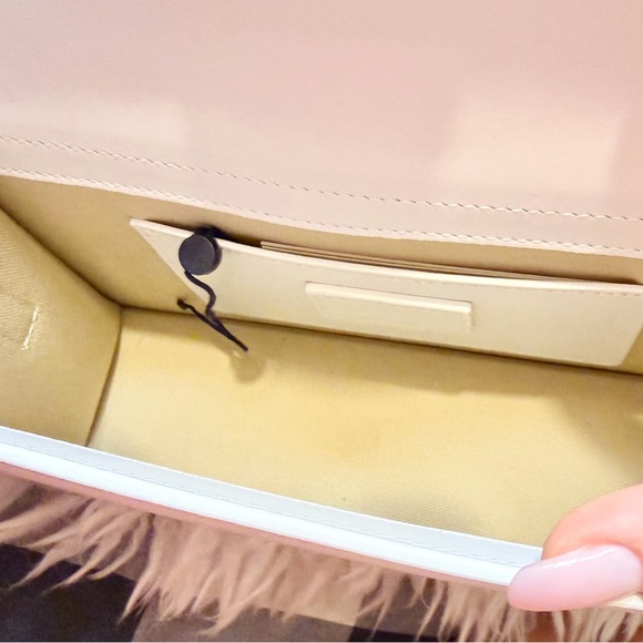 NEW JacquemusLe Chouchou Le Grand Bambino Leather Top-Handle Bag - Picture 13 of 13